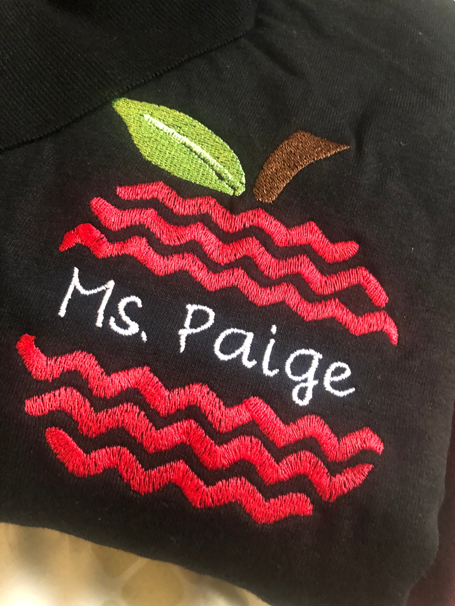 Personalized Chevron Apple Design